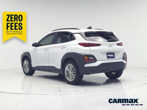 White 2018 Hyundai KONA SEL