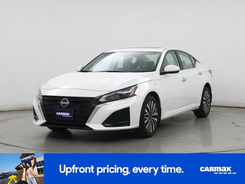 2023 Nissan Altima SV