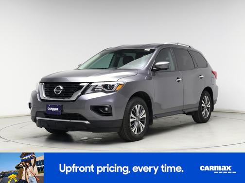 Gray 2017 Nissan Pathfinder SL