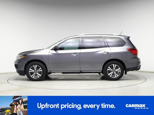 Gray 2017 Nissan Pathfinder SL