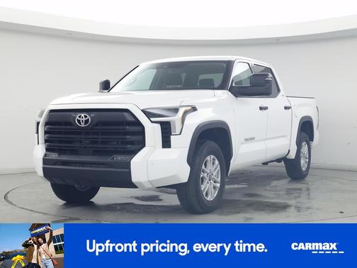 White 2022 Toyota Tundra SR5