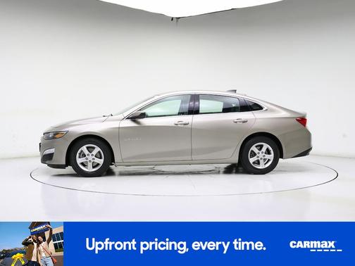 Gold 2022 Chevrolet Malibu LS