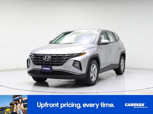 Silver 2024 Hyundai TUCSON SE