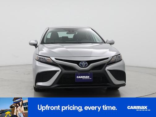 Silver 2023 Toyota Camry Hybrid SE