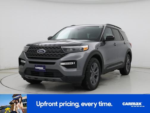 Gray 2022 Ford Explorer XLT