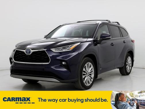 2022 Toyota Highlander Hybrid Platinum