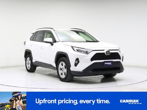 White 2019 Toyota RAV4 XLE