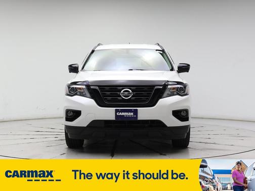 2018 Nissan Pathfinder SL