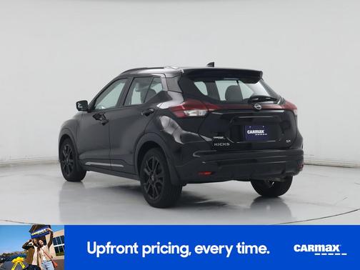 Black 2023 Nissan Kicks SR