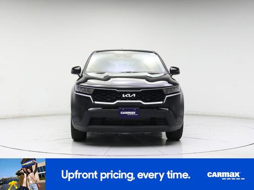 Black 2022 Kia Sorento LX