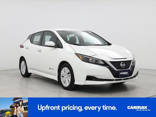 White 2019 Nissan Leaf S