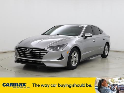 2022 Hyundai SONATA SE
