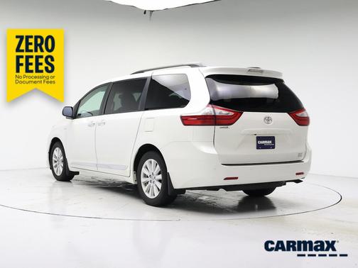 White 2017 Toyota Sienna XLE Premium