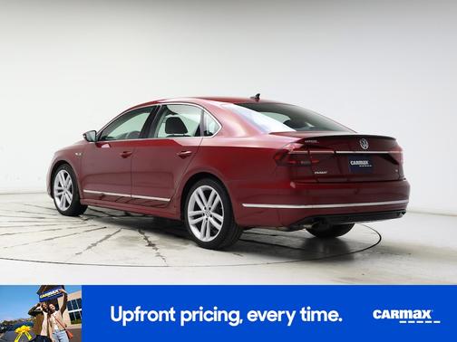 2019 Volkswagen Passat SE R-Line