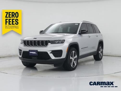 Silver 2024 Jeep Grand Cherokee Altitude