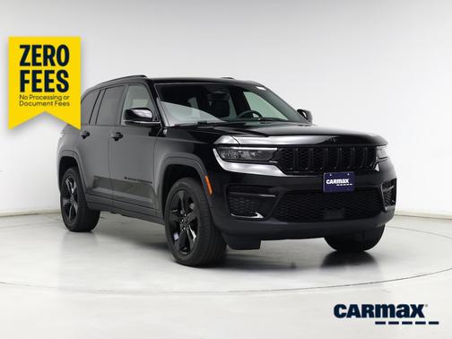 Black 2023 Jeep Grand Cherokee Altitude