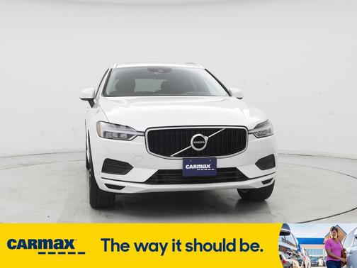2019 Volvo XC60 T5 Momentum