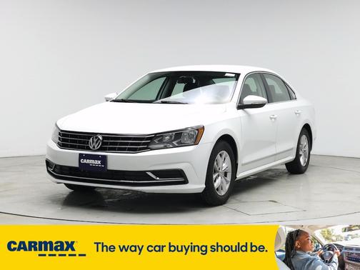 2016 Volkswagen Passat S