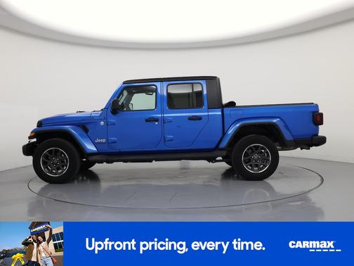 Blue 2022 Jeep Gladiator Overland