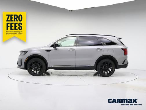 Gray 2023 Kia Sorento SX
