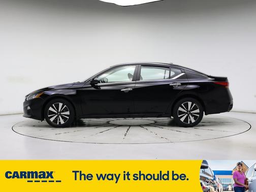 2022 Nissan Altima SV