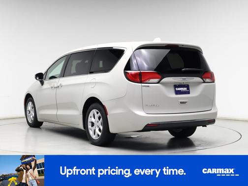 2017 Chrysler Pacifica Touring Plus