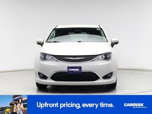 2017 Chrysler Pacifica Touring Plus