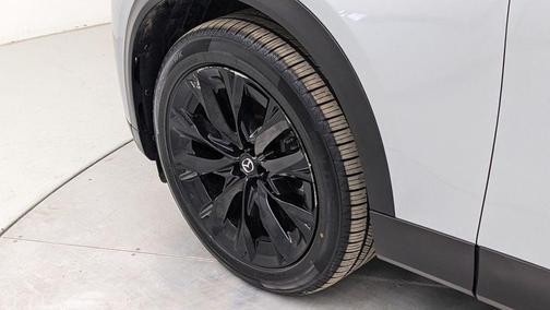 2025 Mazda CX-90 Premium