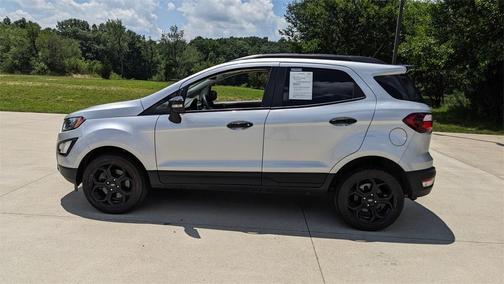 2022 Ford EcoSport SES