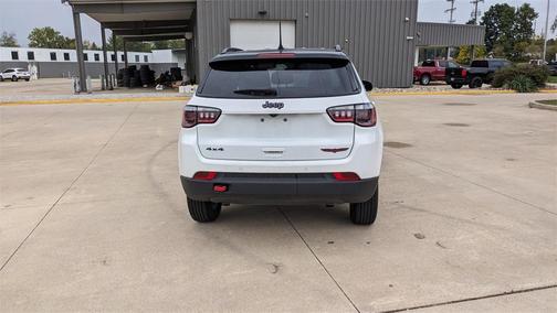 2023 Jeep Compass Trailhawk
