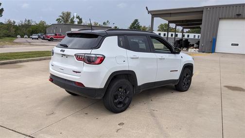 2023 Jeep Compass Trailhawk