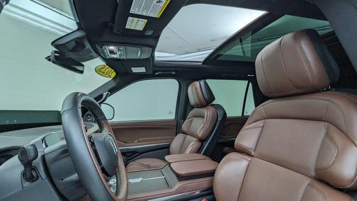 2025 Lincoln Navigator L Reserve