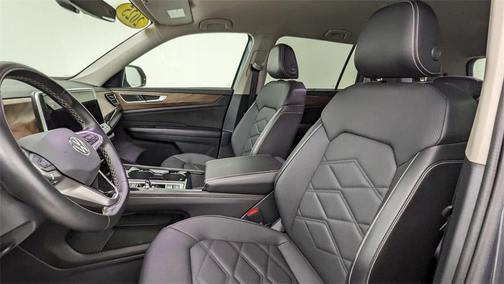 2025 Volkswagen Atlas 2.0T SE