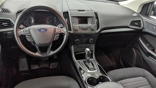 2018 Ford Edge SE