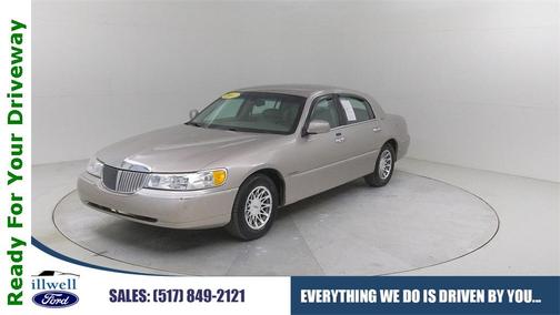 2002 Lincoln Town Car Signature