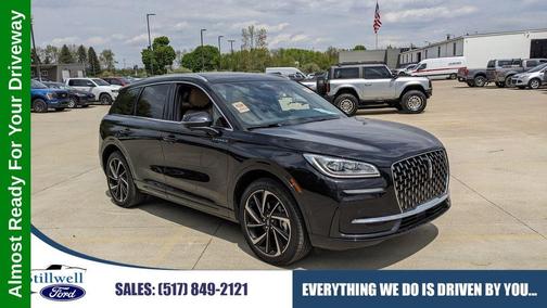 Black Metallic 2023 Lincoln Corsair Grand Touring