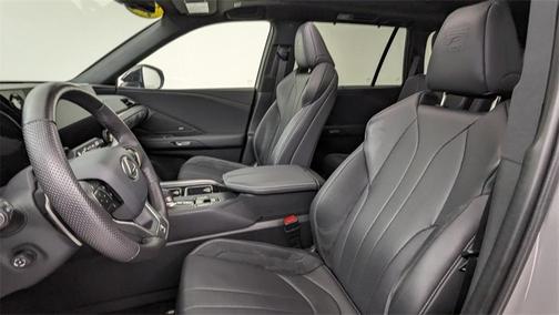 2024 Lexus TX 500h Luxury