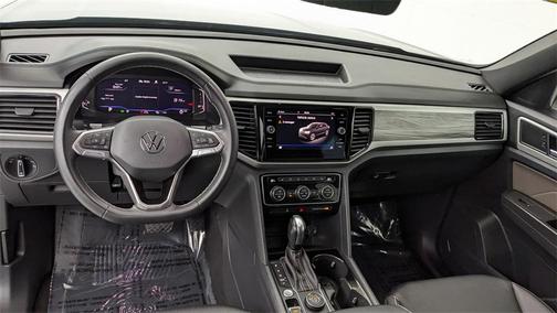 2022 Volkswagen Atlas Cross Sport 3.6L V6 SE w/Technology
