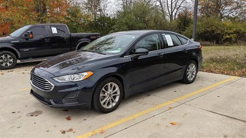 2020 Ford Fusion SE