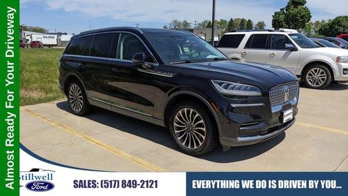 Infinite Black Metallic 2024 Lincoln Aviator Reserve AWD