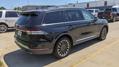 Infinite Black Metallic 2024 Lincoln Aviator Reserve AWD