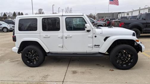 2021 Jeep Wrangler Unlimited Sahara Altitude