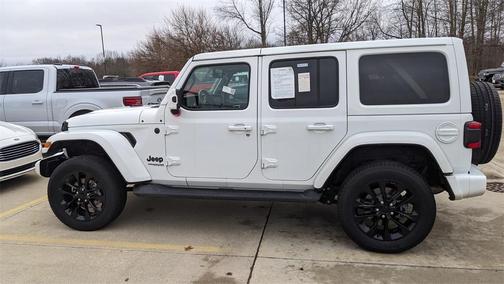 2021 Jeep Wrangler Unlimited Sahara Altitude