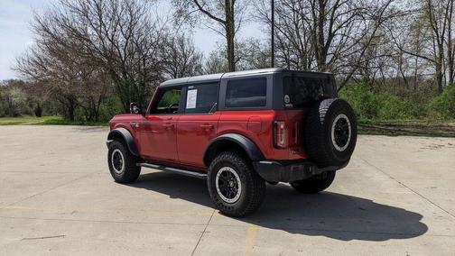 Chili Pepper Red 2022 Ford Bronco Outer Banks