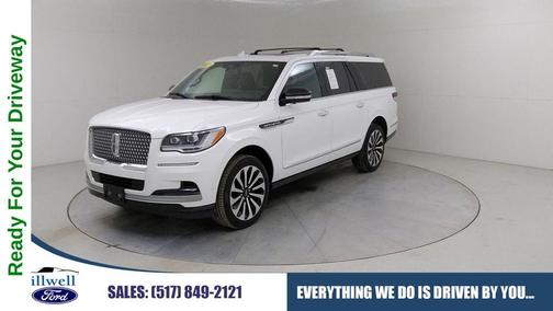 Pristine White 2023 Lincoln Navigator L Reserve