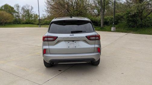 Silver Metallic 2024 Ford Escape ST-Line
