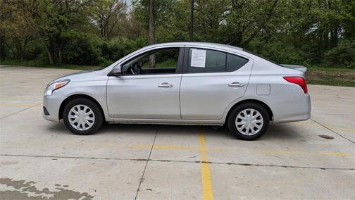 2019 Nissan Versa 1.6 SV