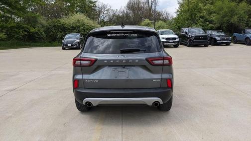 Carbonized Gray Metallic 2024 Ford Escape Active