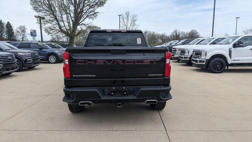2021 Chevrolet Silverado 1500 Custom