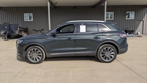 2023 Lincoln Nautilus Reserve